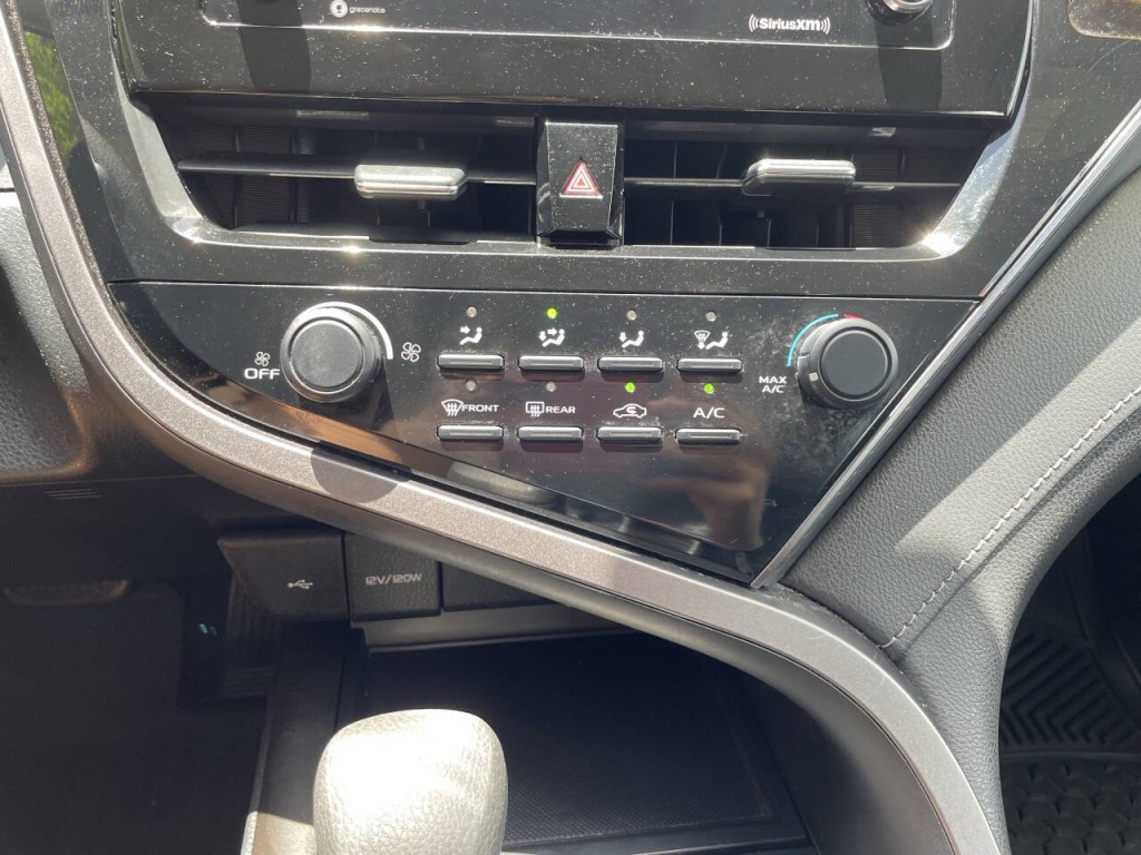 2021 Toyota Camry Image 13