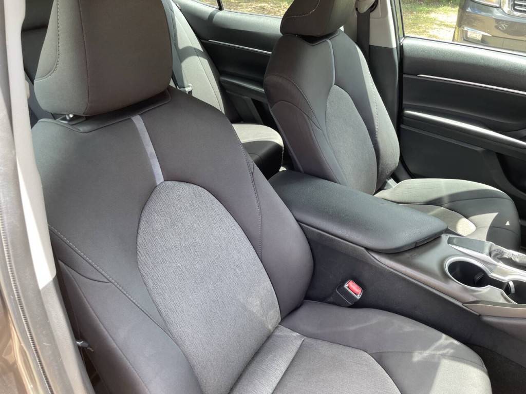 2021 Toyota Camry Image 16