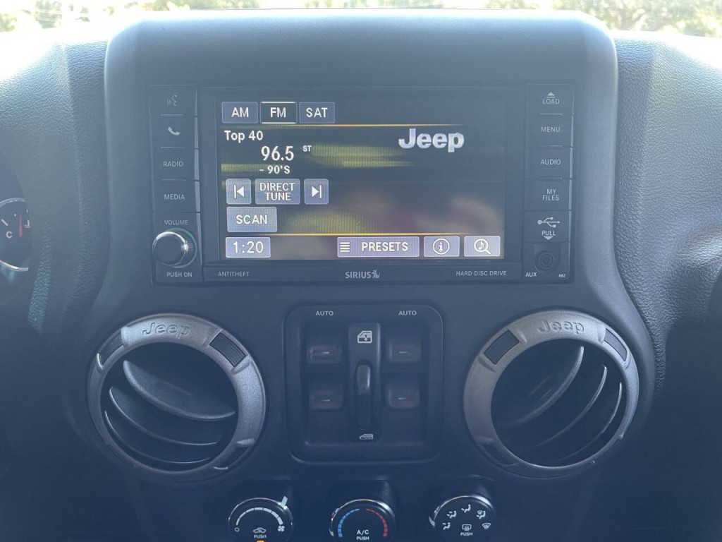 2016 Jeep Wrangler Unlimited Image 10