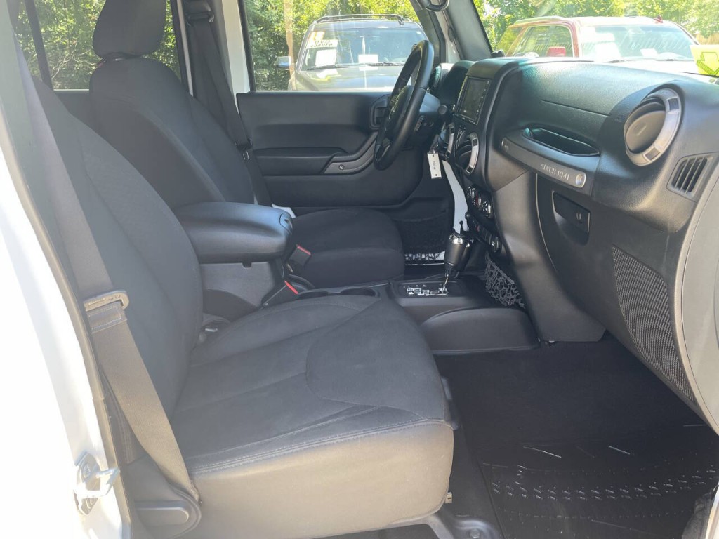 2016 Jeep Wrangler Unlimited Image 15