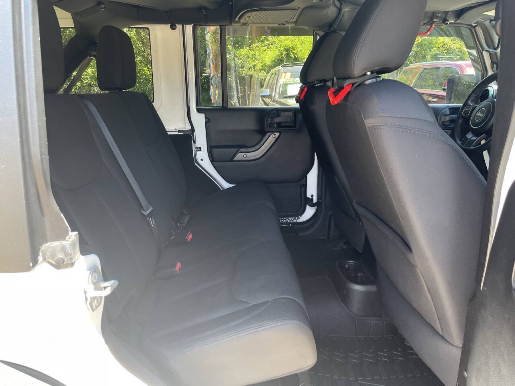2016 Jeep Wrangler Unlimited Image 20
