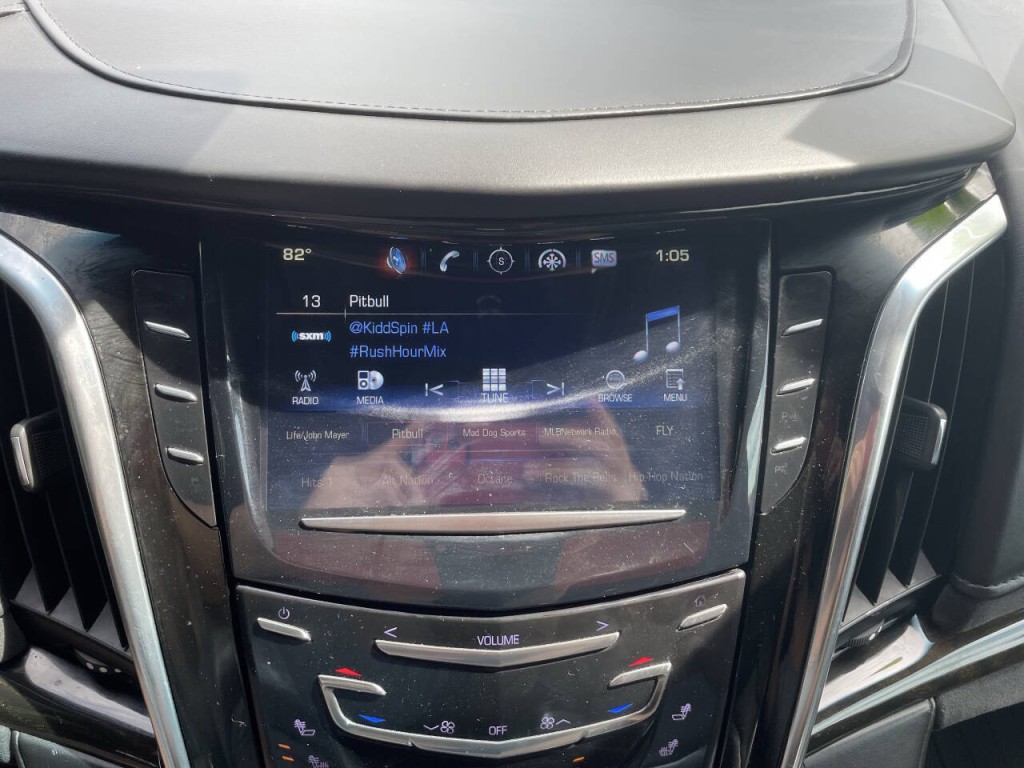 2018 Cadillac Escalade Image 12