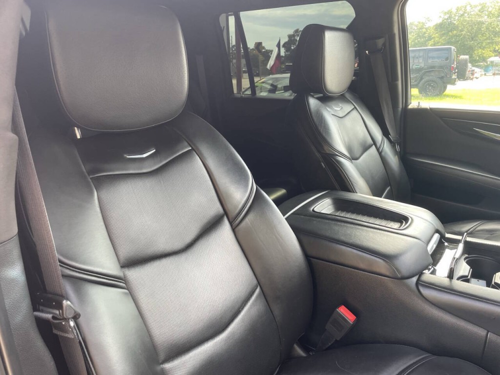 2018 Cadillac Escalade Image 22