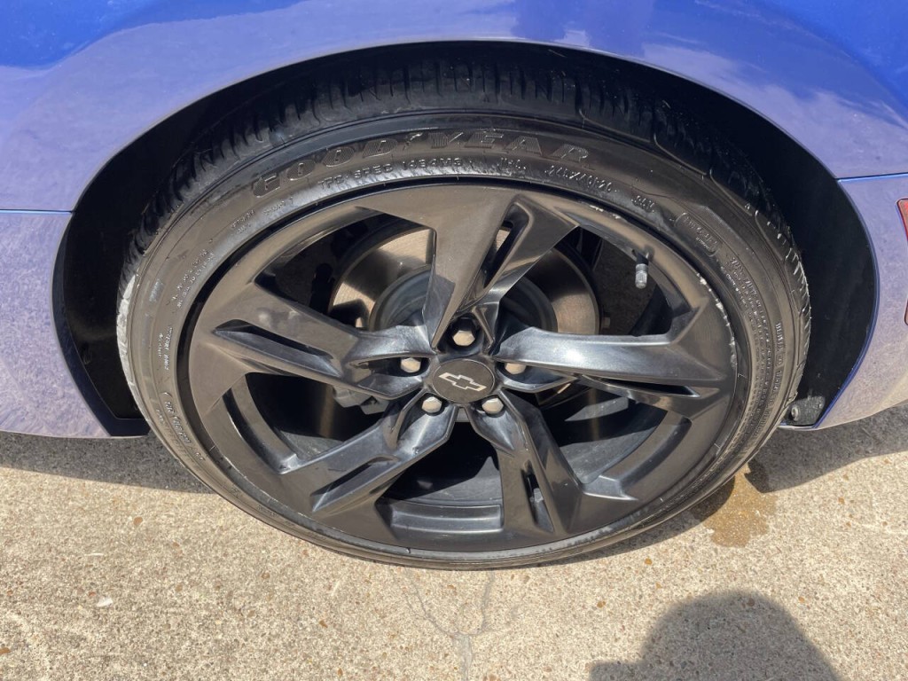 2020 Chevrolet Camaro Image 21