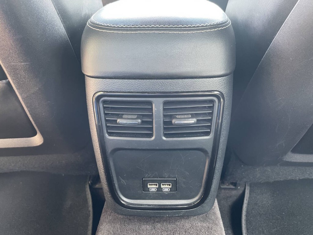 2017 Chrysler 300 Image 20
