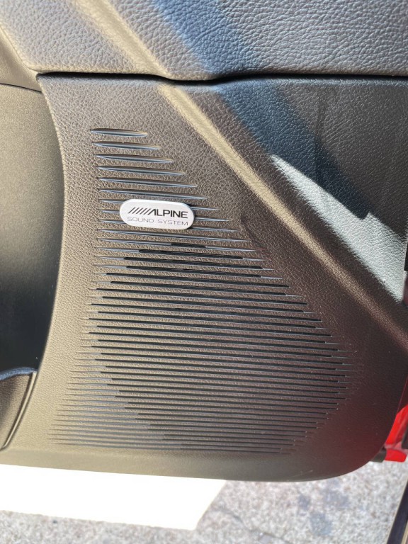 2018 Dodge Challenger Image 10