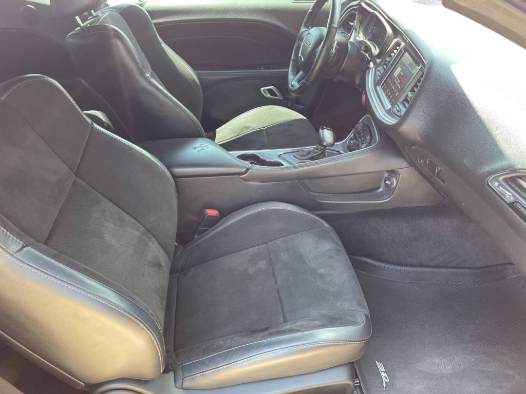 2018 Dodge Challenger Image 18