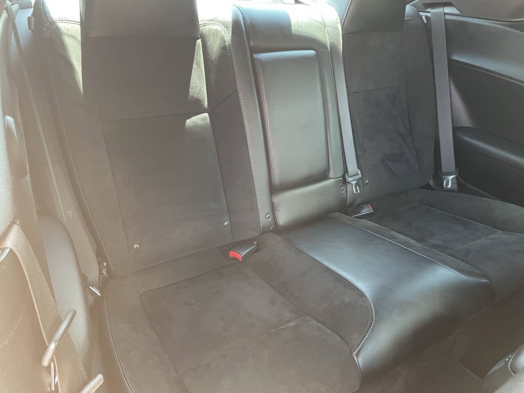 2018 Dodge Challenger Image 21