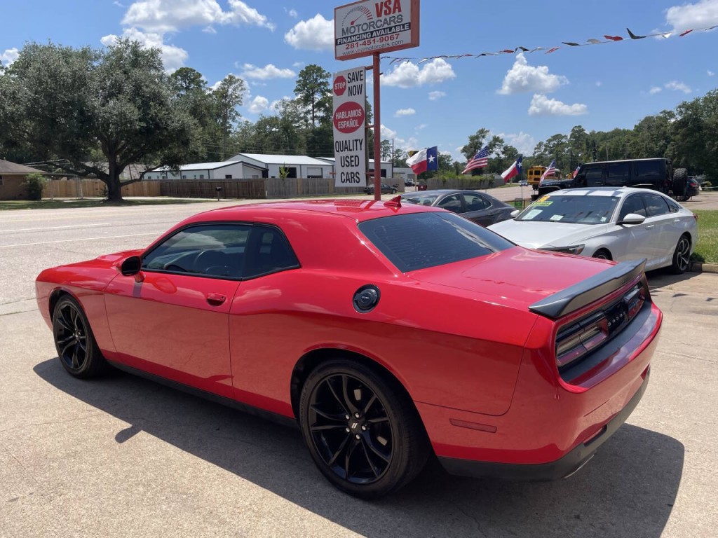 2018 Dodge Challenger Image 24