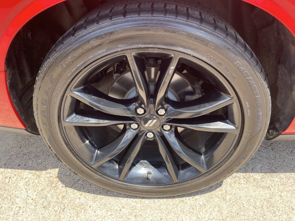2018 Dodge Challenger Image 27