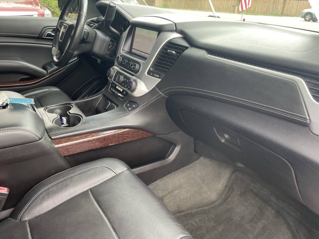 2015 GMC Yukon Image 20