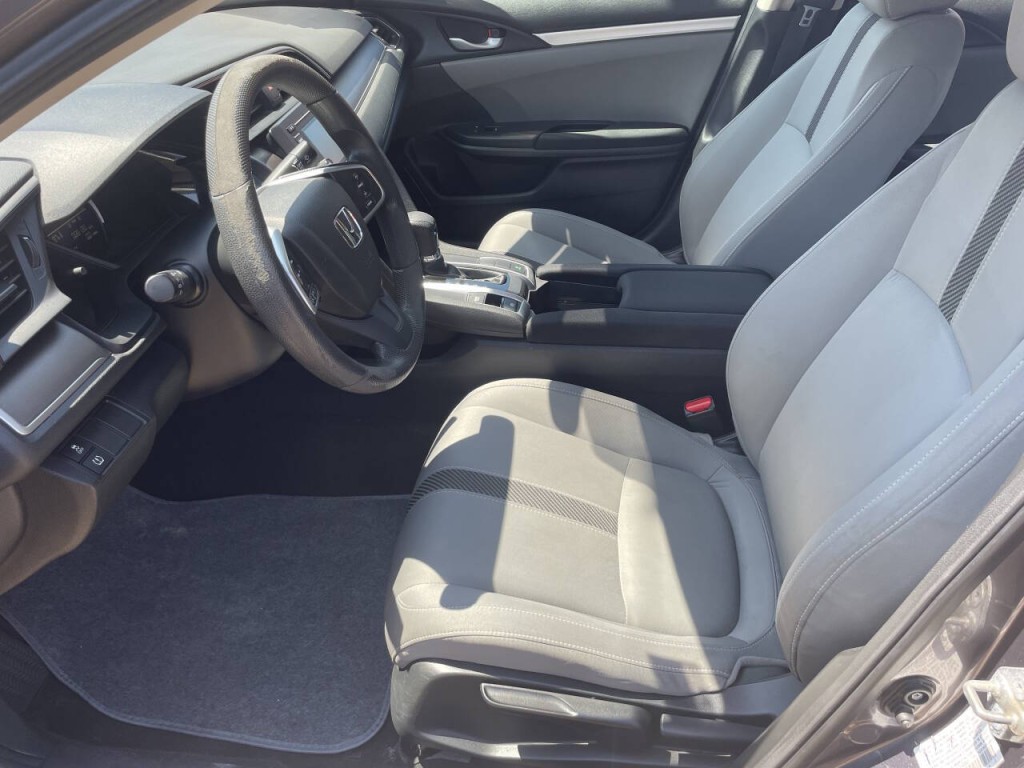 2017 Honda Civic Image 4