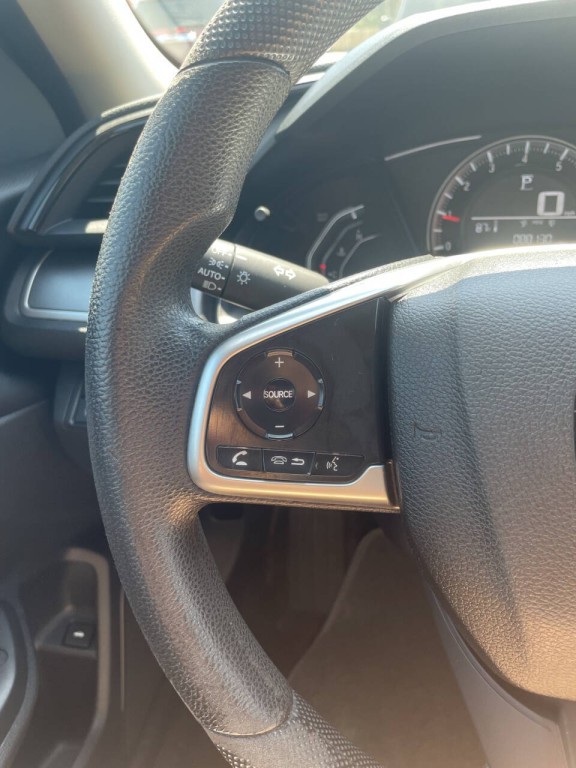 2017 Honda Civic Image 6