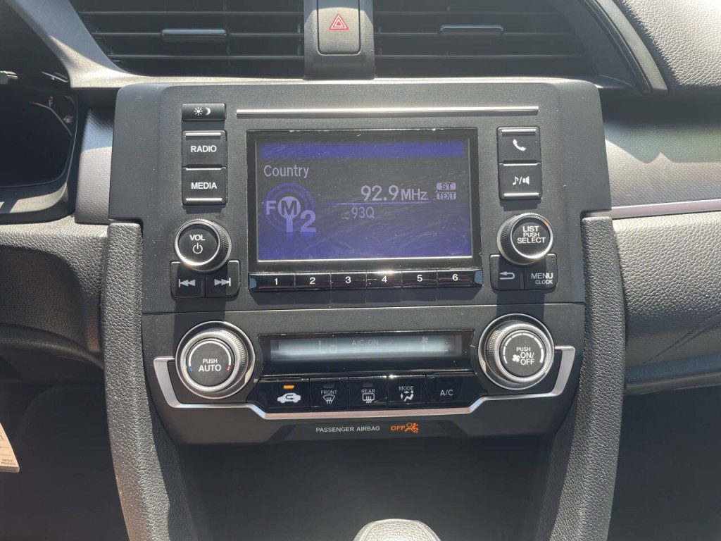 2017 Honda Civic Image 10