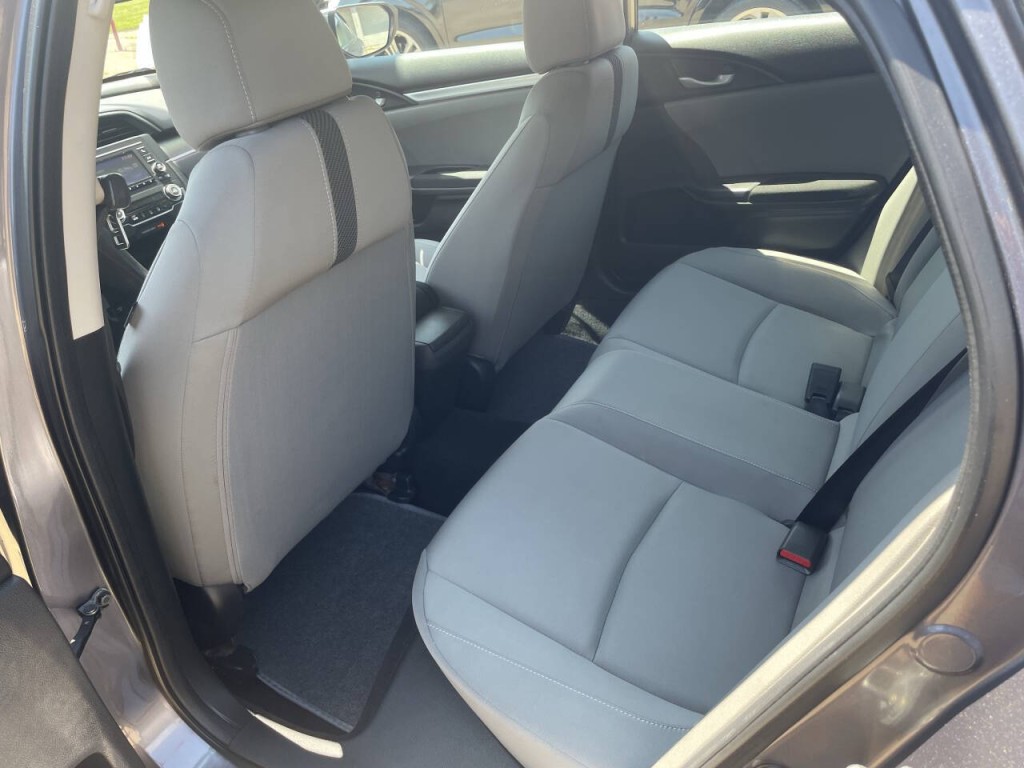2017 Honda Civic Image 17