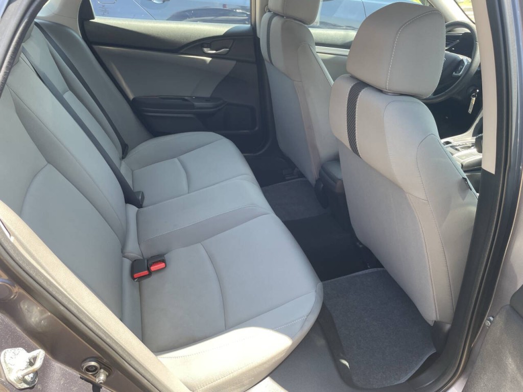 2017 Honda Civic Image 18