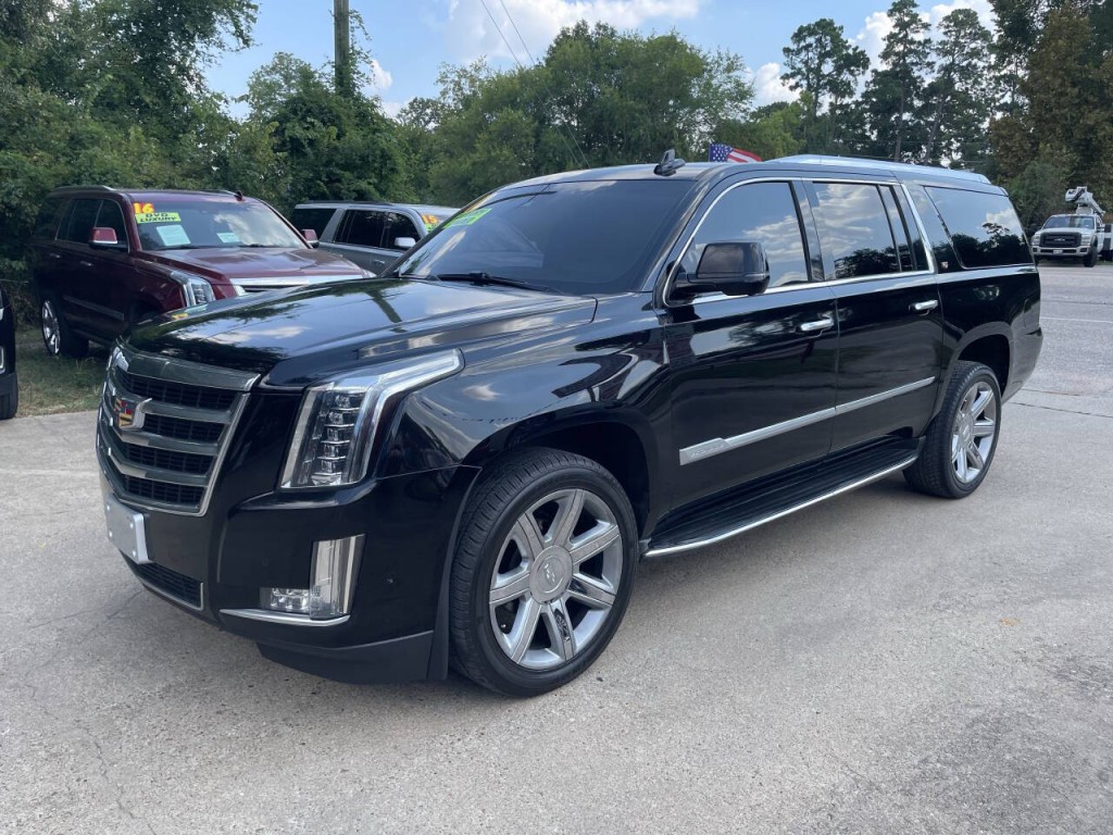 2018 Cadillac Escalade Image 3