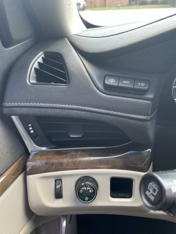 2018 Cadillac Escalade Image 6