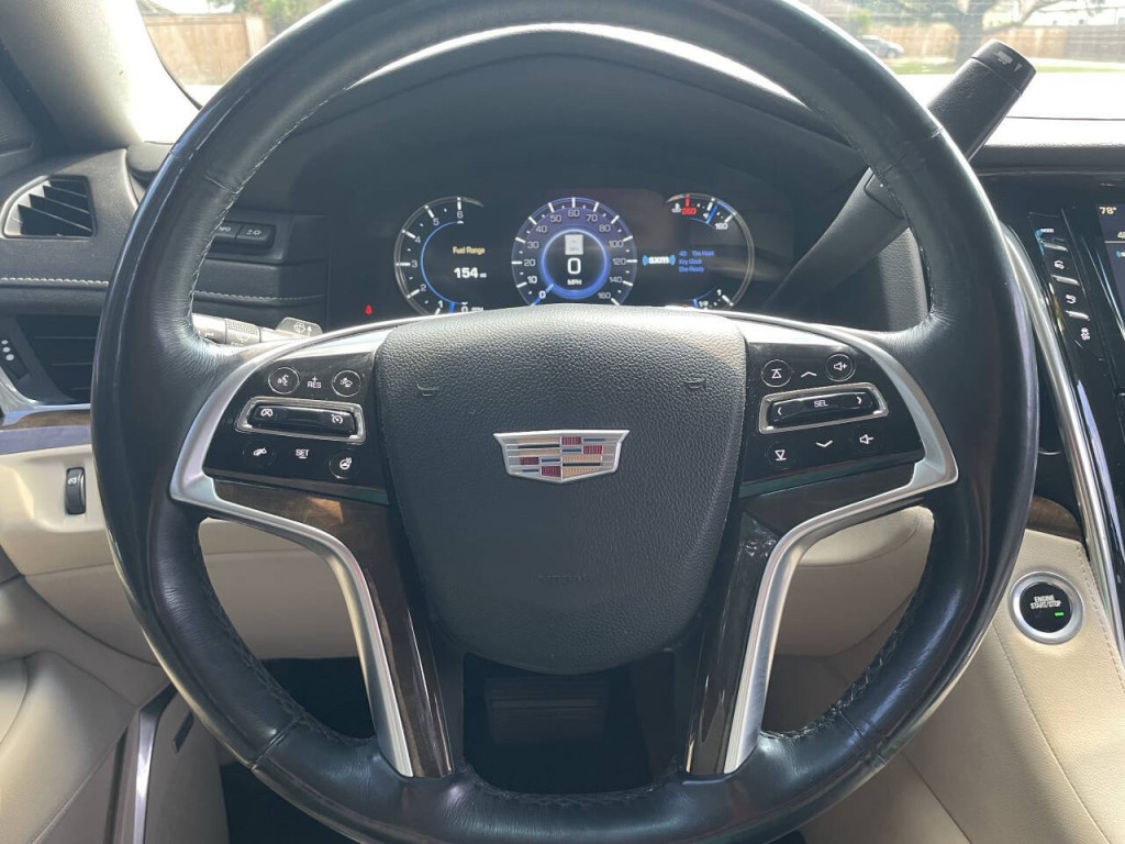 2018 Cadillac Escalade Image 9