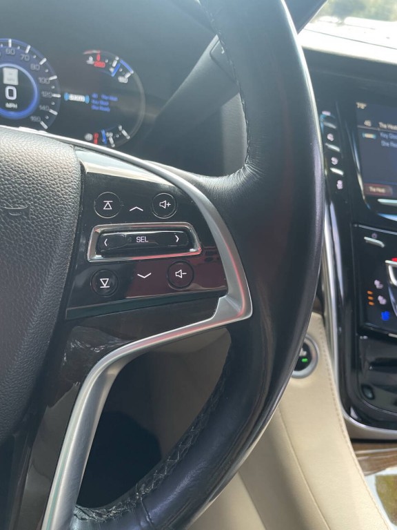 2018 Cadillac Escalade Image 10