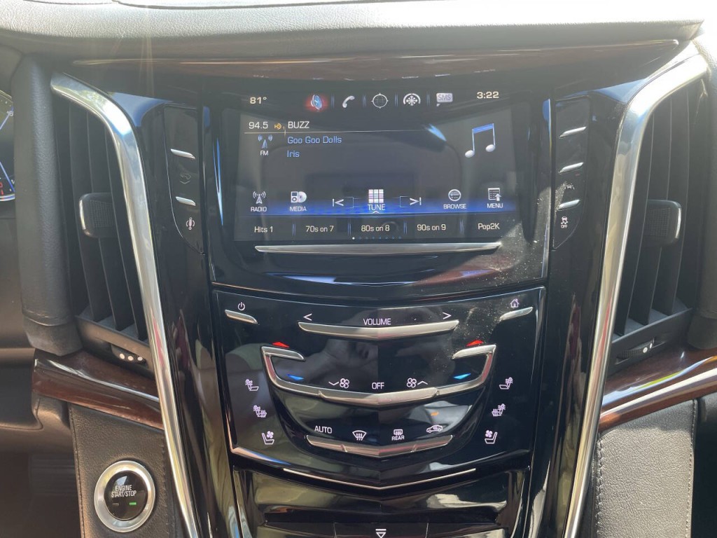 2016 Cadillac Escalade Image 15