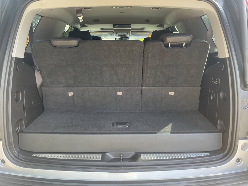 2016 Cadillac Escalade Image 28