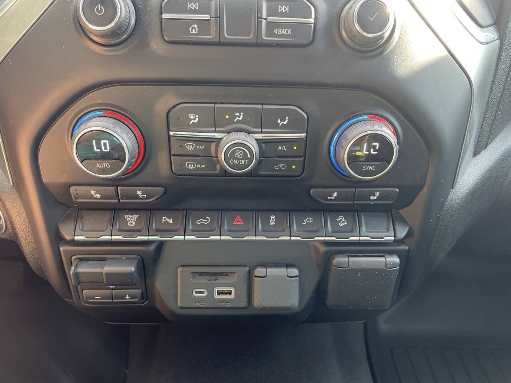 2022 Chevrolet Silverado 1500 Image 17