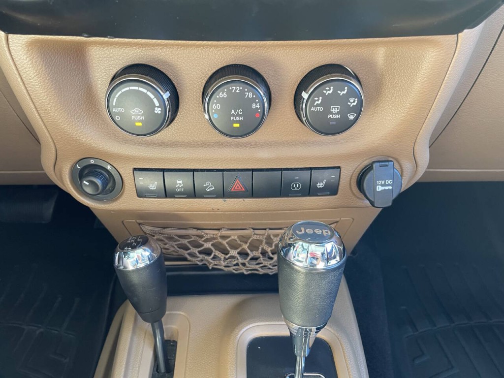 2014 Jeep Wrangler Unlimited Image 8