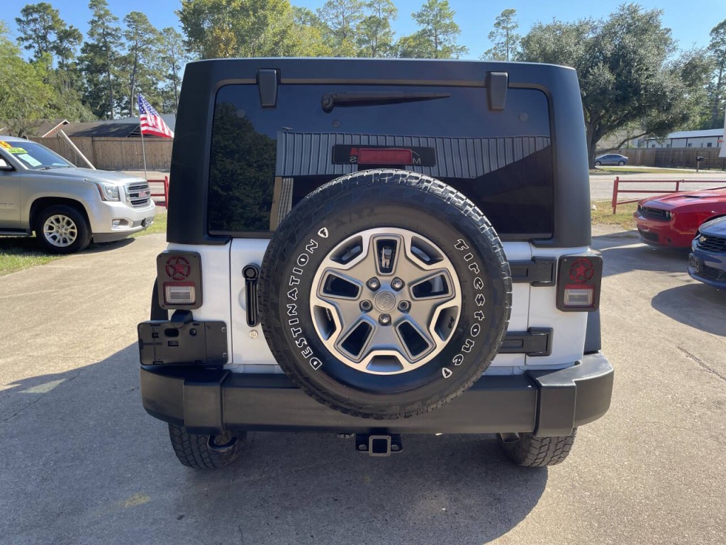 2014 Jeep Wrangler Unlimited Image 21