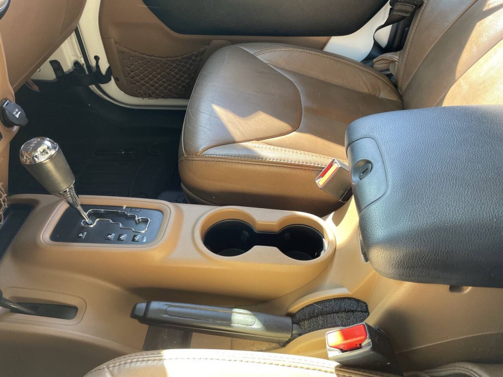 2014 Jeep Wrangler Unlimited Image 15