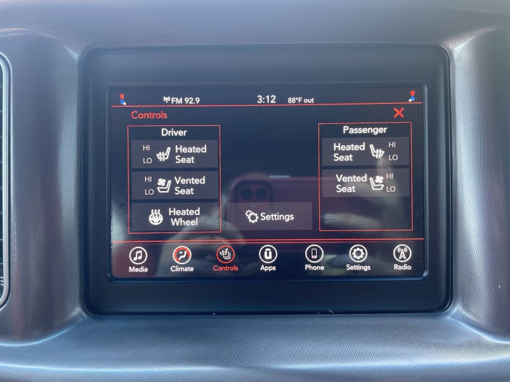 2020 Dodge Charger Image 12