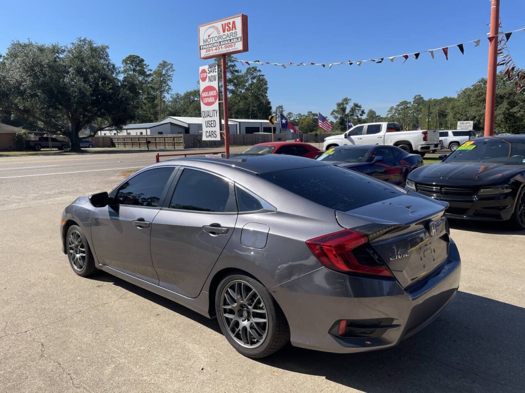 2018 Honda Civic Image 18