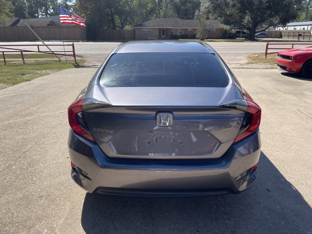 2018 Honda Civic Image 19