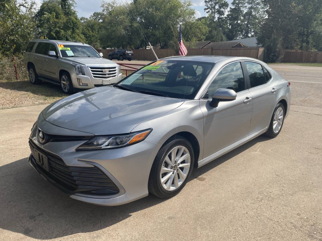 2024 Toyota Camry Image 3