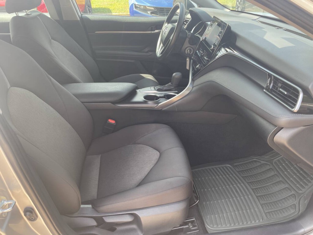 2024 Toyota Camry Image 16