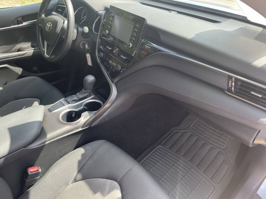 2024 Toyota Camry Image 18