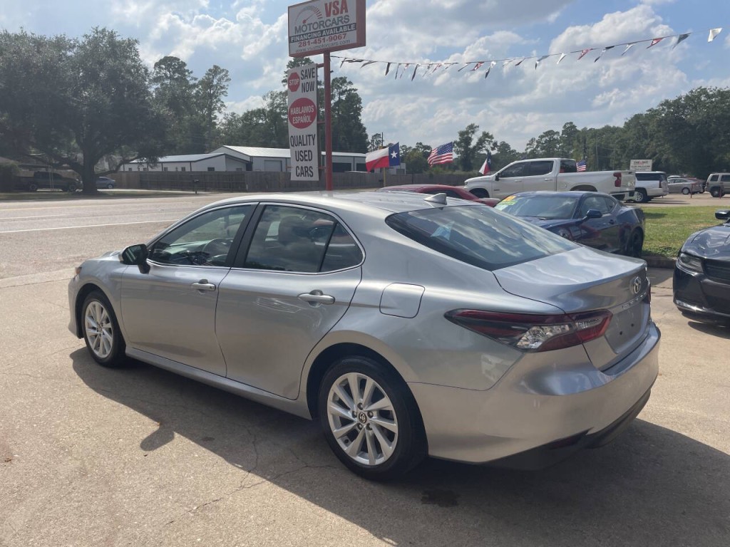 2024 Toyota Camry Image 21