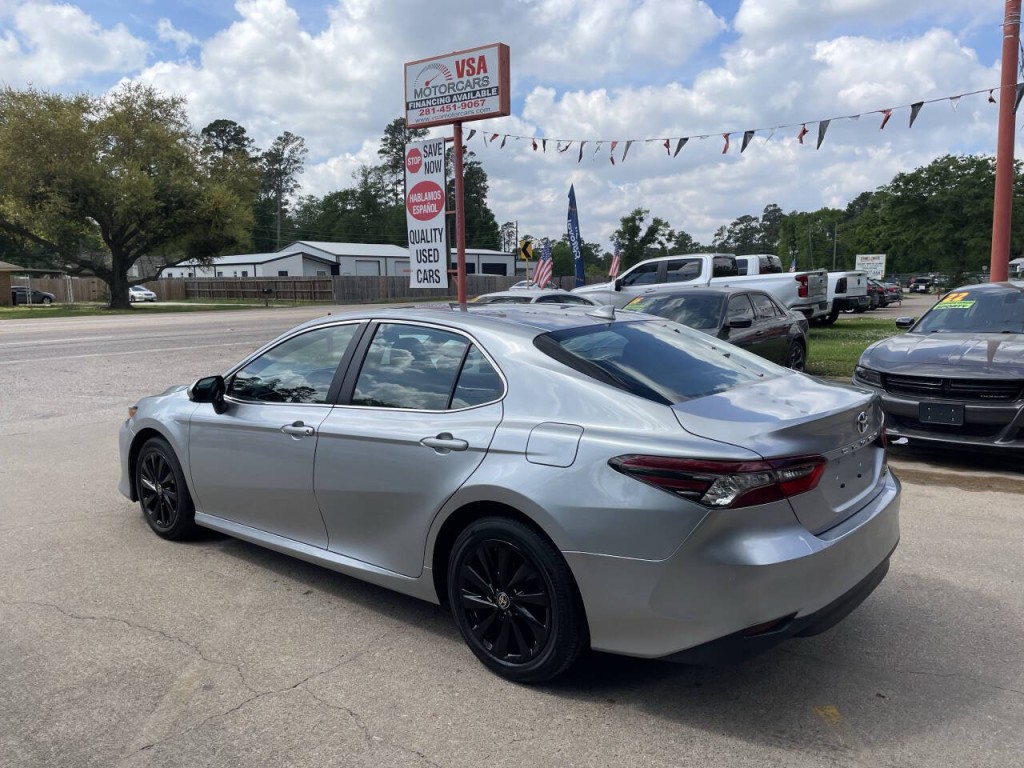 2024 Toyota Camry Image 21