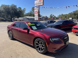 Image for 2018 Chrysler 300 Touring ID: 6946305