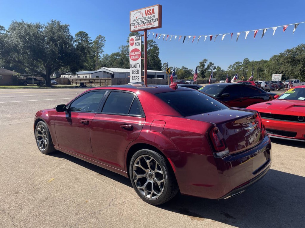 2018 Chrysler 300 Image 20