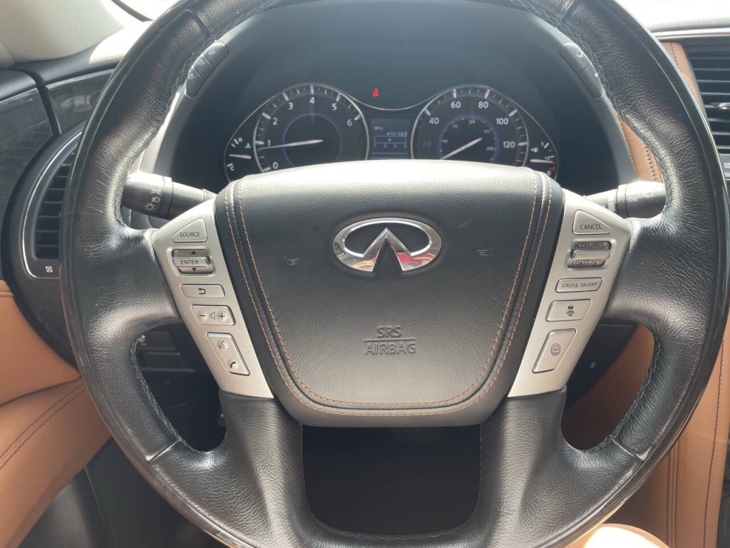 2019 INFINITI QX80 Image 9