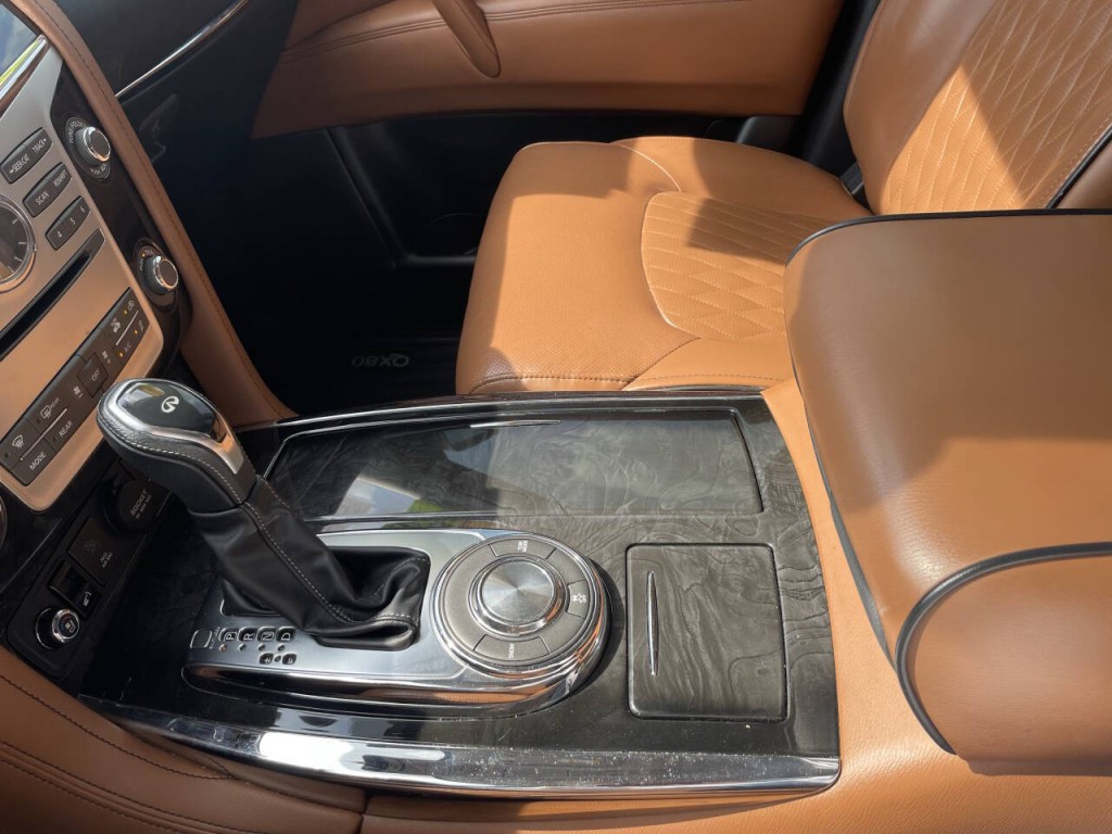 2019 INFINITI QX80 Image 17