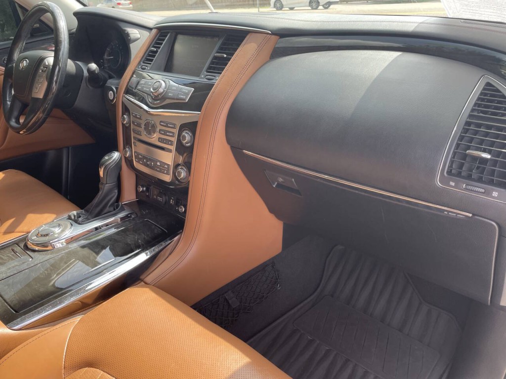 2019 INFINITI QX80 Image 21