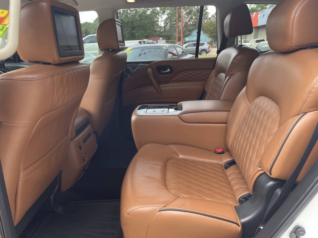 2019 INFINITI QX80 Image 25