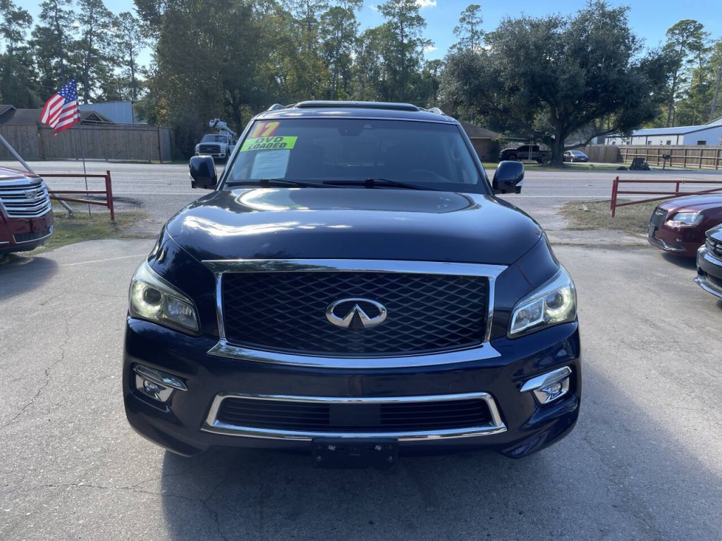 2017 INFINITI QX80 Image 2