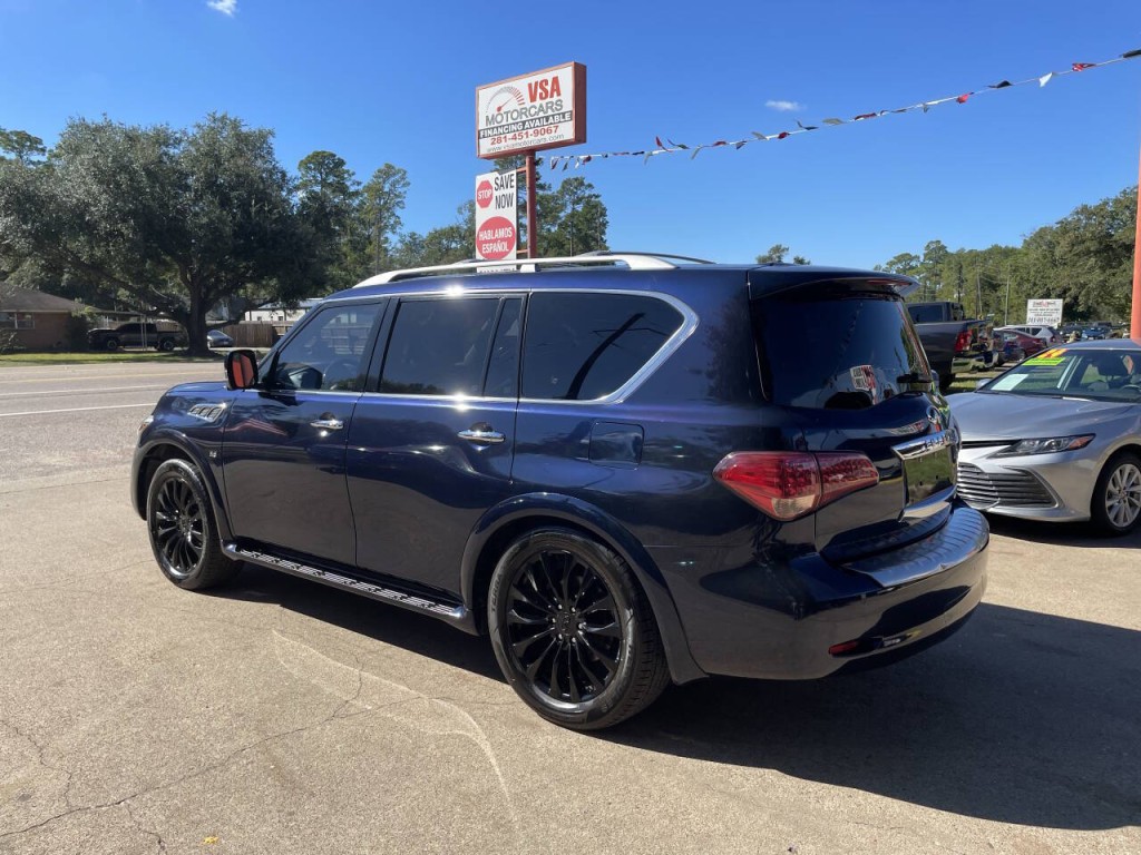 2017 INFINITI QX80 Image 33