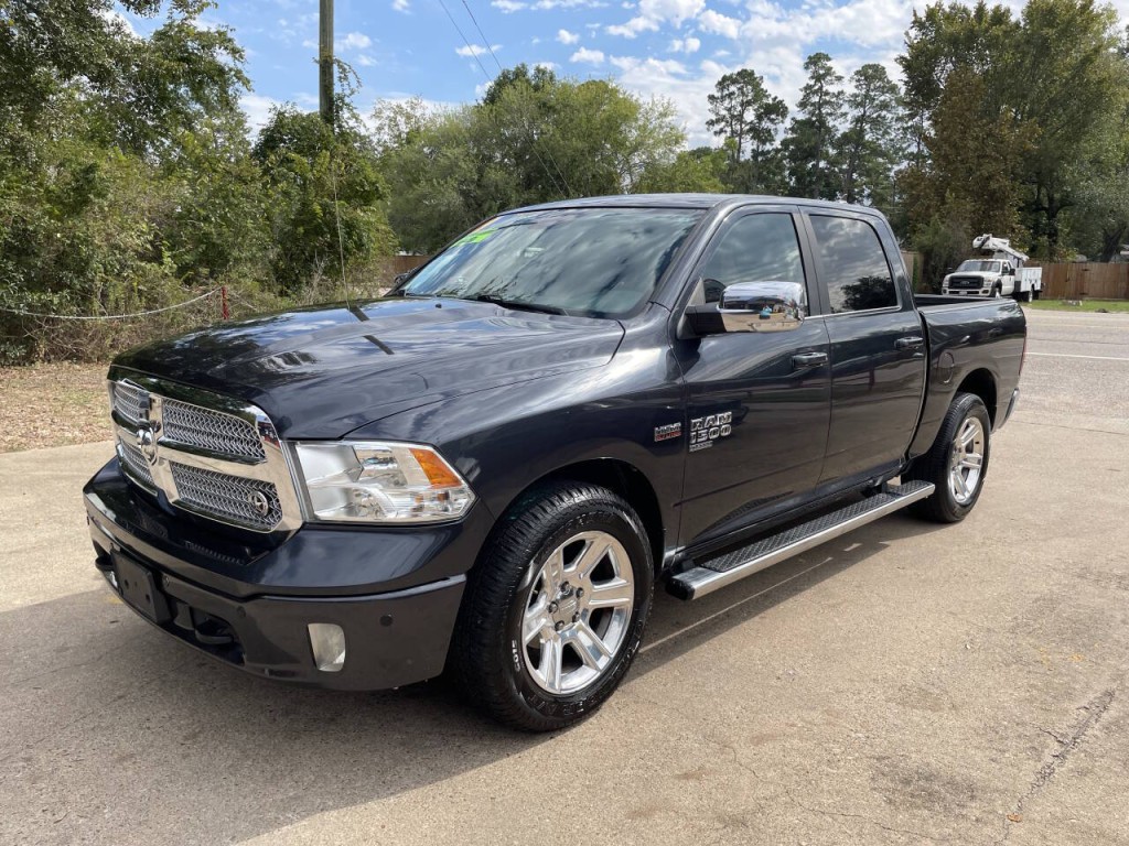 2019 RAM 1500 Image 3