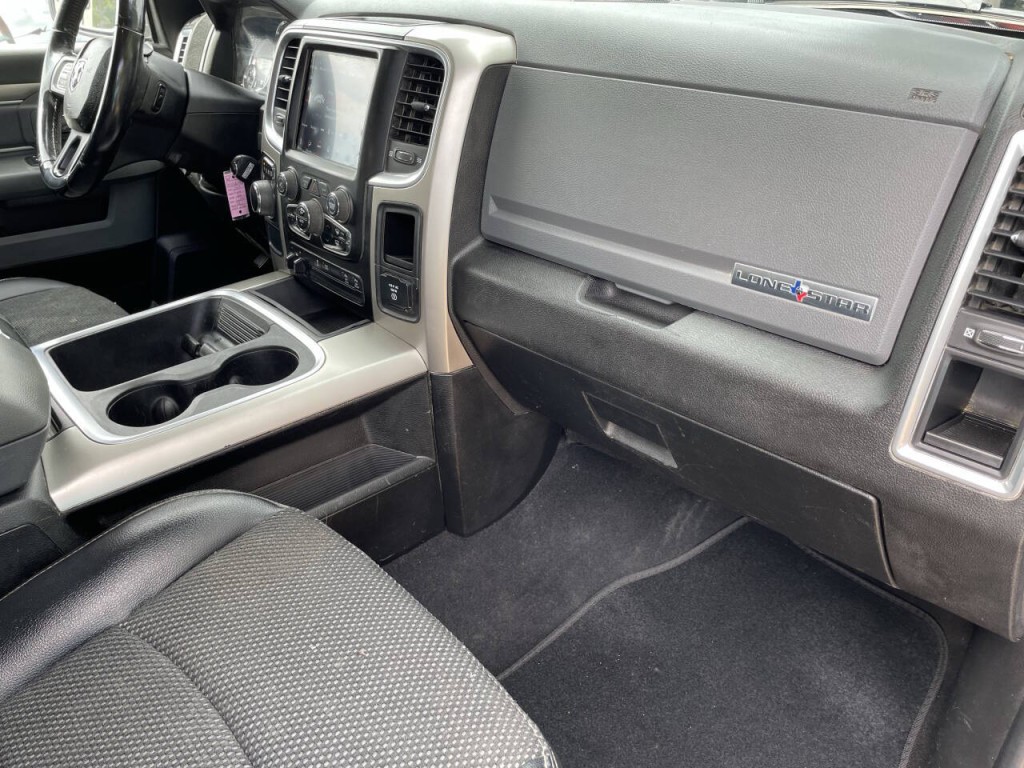2019 RAM 1500 Image 12