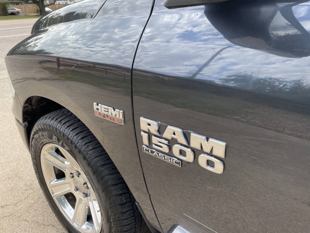 2019 RAM 1500 Image 18