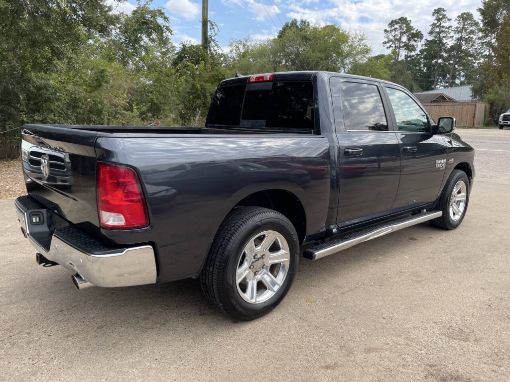 2019 RAM 1500 Image 21